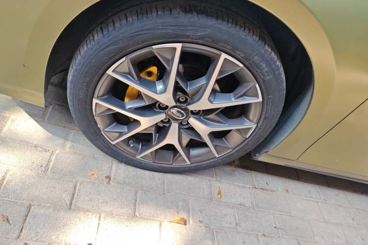 Used GAC Trumpchi EMPOW 2021 270T DCT J15 Version Exterior 4