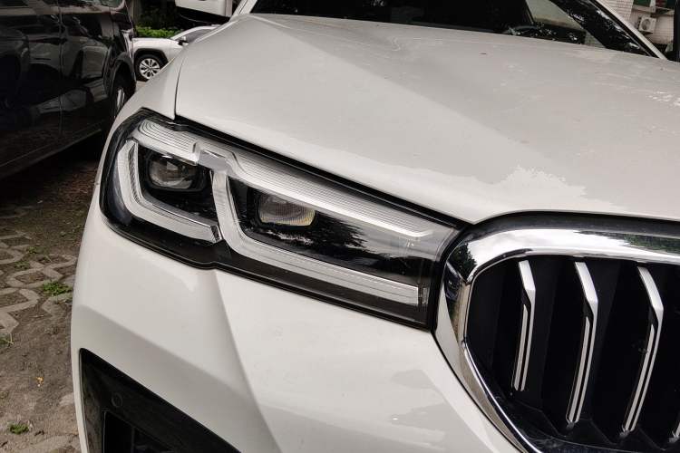 Used BMW 5 Series 2021 525Li M Sport Package Right Front Headlight