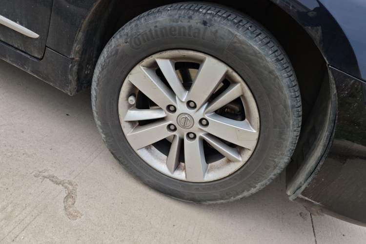 Used Nissan Teana 2011 2.0L XL Comfort Edition Right Front Wheel Hub