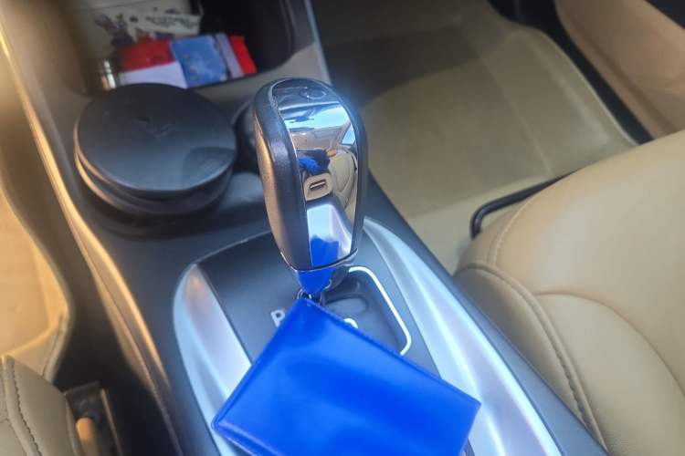 Used Dodge Journey 2013 2.4L Two-Wheel Drive Luxury Version