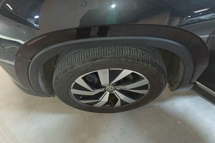 Used Volkswagen Tayron 2020 330TSI Two-Wheel Drive Luxury Smart Connectivity Version
