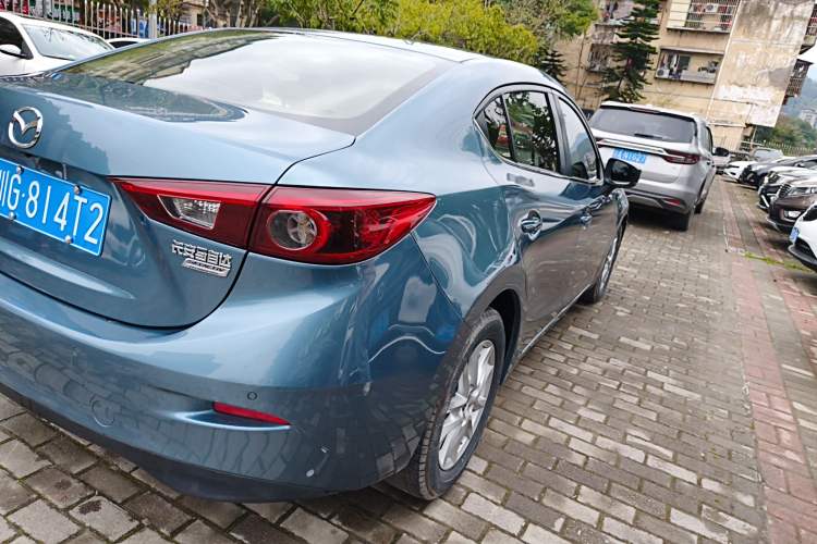 Used Mazda 3 Axela 2017 Sedan 1.5L Automatic Luxury Model Emission Standard China V Right Rear Taillight