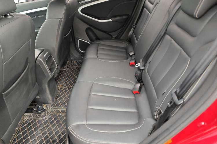 Used Yema Bojun 2019 Performance Version 1.5T CVT Lingdong Model