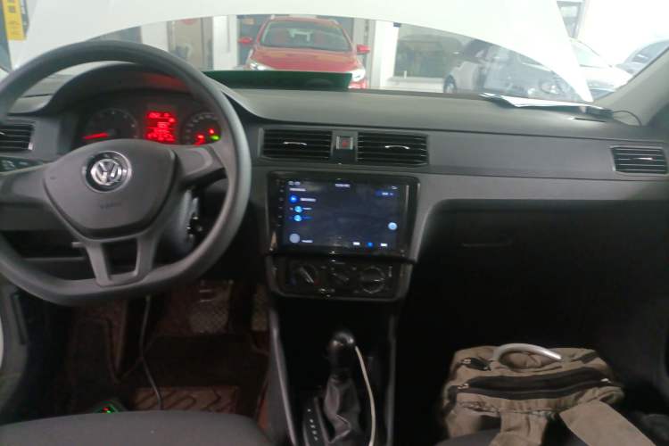 Used Volkswagen Santana 2021 1.5L Automatic Fashion Edition Audio And AC Panel