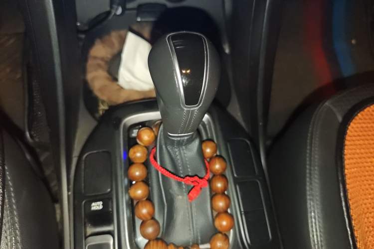 Used Hyundai Santa Fe 2013 2.4L Automatic Two-Wheel Drive Smart Version