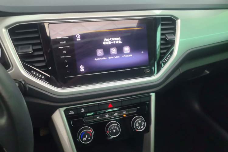 Used Volkswagen T-ROC 2022 280TSI DSG Two-Wheel Drive Elite PLUS
