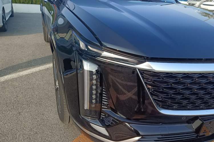 Used Cadillac XT5 2026 Model 2.0T Metropolitan Edition