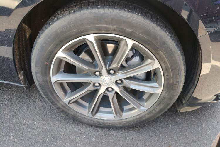 Used Buick LaCrosse 2021 652T Luxury Model
