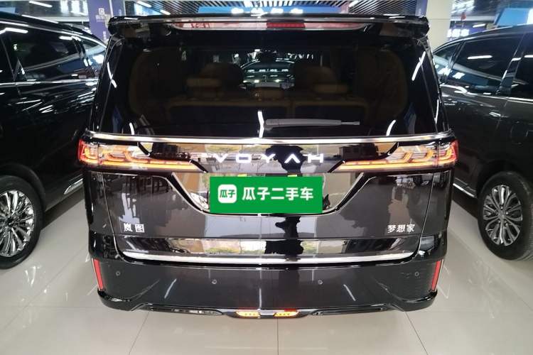 Used VOYAH Dream 2025 PHEV Four-Wheel-Drive Flagship Kunpeng Edition
