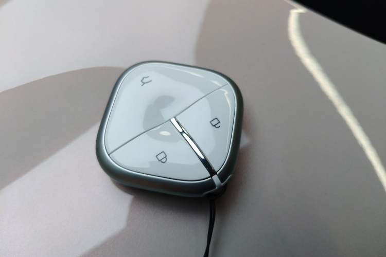 Used Wuling Bingo S 2025 Model 325km Flagship Edition Vehicle Key