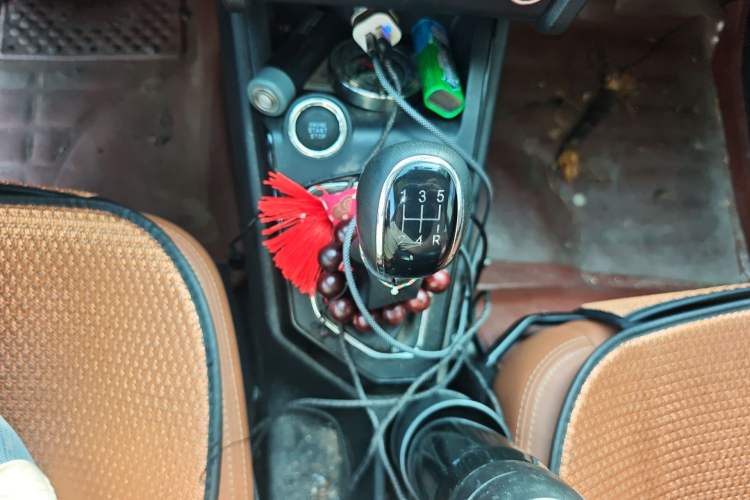 Used FAW Junpai CX65 2018 1.5L Manual Luxury Model Gear Lever