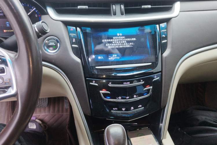 Used Cadillac XTS 2015 28T Comfort Model Audio And AC Panel
