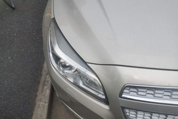 Used Chevrolet Malibu 2014 2.0L Automatic Luxury Edition Right Front Headlight