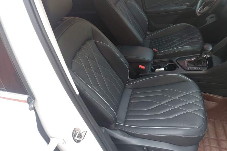 Used Volkswagen Tiguan L 2022 330TSI Automatic Two-Wheel Drive R-Line Enhanced Edition