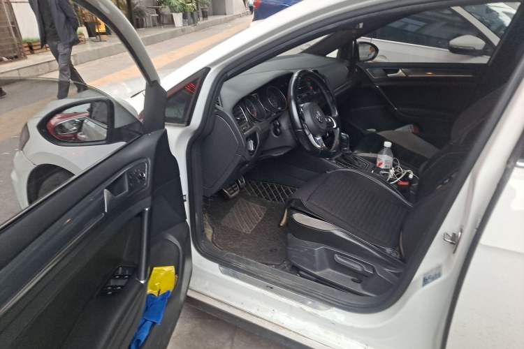 Used Volkswagen Golf 2018 280TSI Automatic R-Line Model