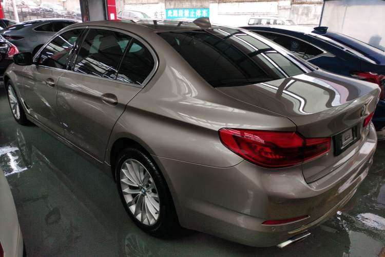 Used BMW 5 Series 2020 525Li Luxury Package
