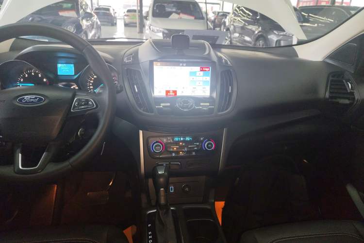 Used Ford Kuga 2017 EcoBoost 180 Two-Wheel-Drive Tiger Leap Model
