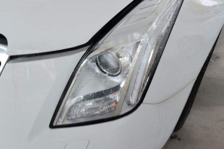 Used Cadillac XTS 2014 28T Comfort Version
