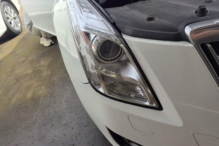 Used Cadillac XTS 2015 28T Comfort Model
