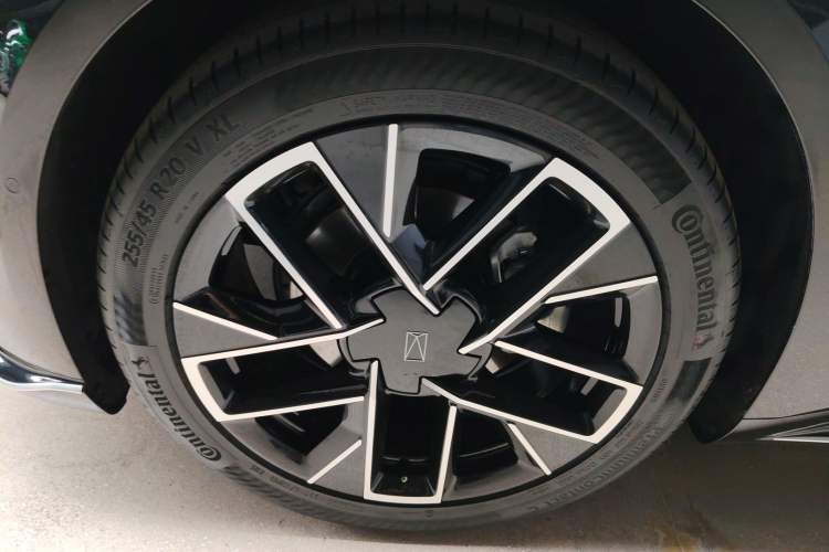 Used Avatr 06 2025 Max All-Electric Version
