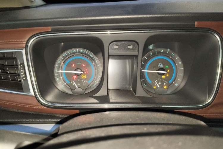 Used Buick GL8 2014 3.0L GT Luxury Business Haoya Edition Instrument Cluster