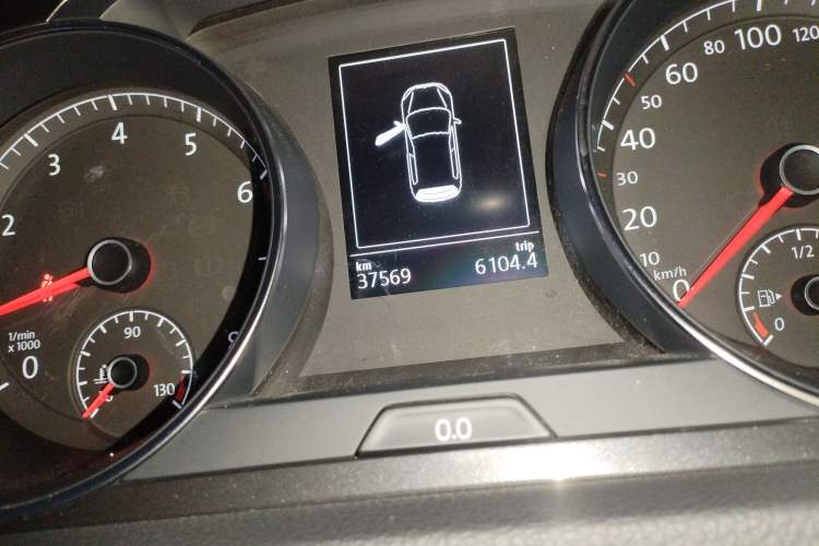 Used Volkswagen Golf 2017 230TSI Automatic Comfort Edition – Celebrating Milestone of One Million Units