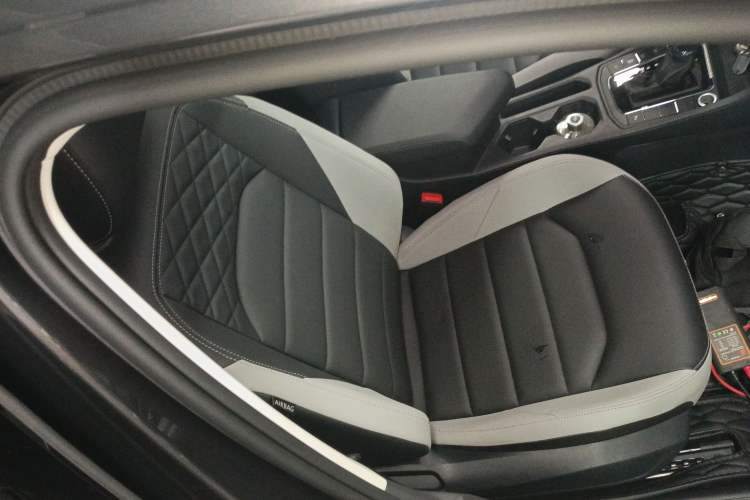 Used Volkswagen Bora 2023 300TSI DSG Prestige Edition