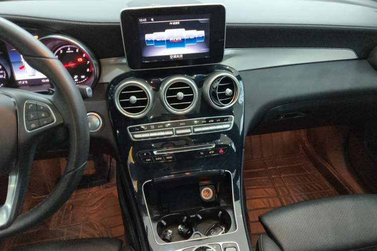 Used Mercedes-Benz GLC 2018 GLC 200 4MATIC Audio And AC Panel