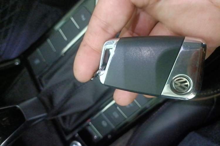 Used Volkswagen Passat 2019 330TSI Elite Edition China V Standard Vehicle Key