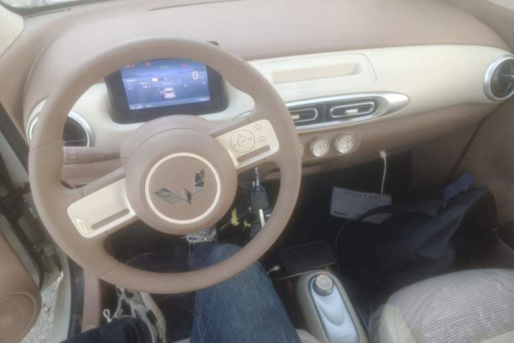 Used Wuling Hongguang MINIEV 2025 Four-Door Version Advanced Edition