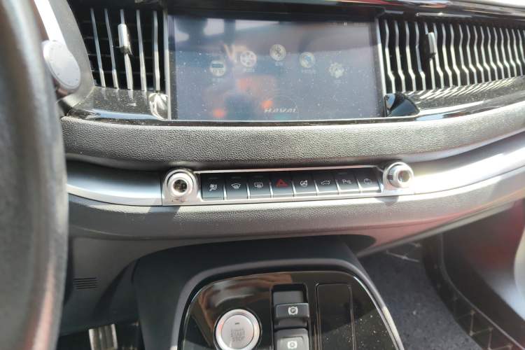 Used Haval H2s 2018 Red-Label 1.5T Dual-Clutch Luxury Model
