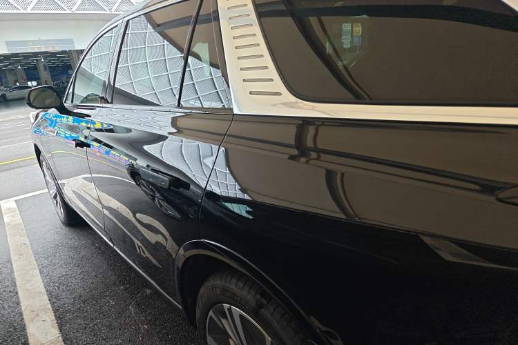 Used Hongqi E-HS9 2021 460 km Range Flagship Edition Six-Seater