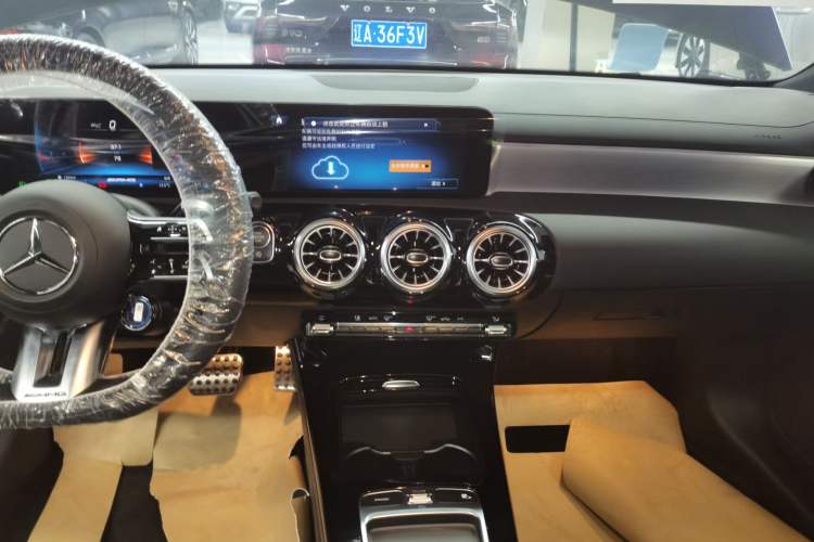 Used Mercedes-Benz A-AMG 2024 AMG A 35 L 4MATIC
