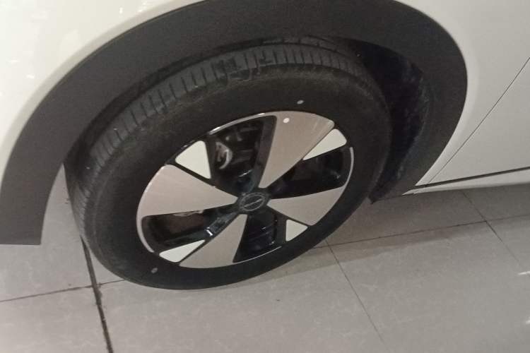 Used BYD Dolphin 2023 420 km Fashion Edition
