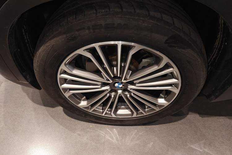 Used BMW X3 2018 xDrive28i Luxury Package China VI Emission Standard Left Front Wheel Hub