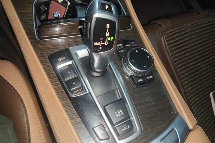 Used BMW 7 Series 2013 730Li Leading Model Gear Lever