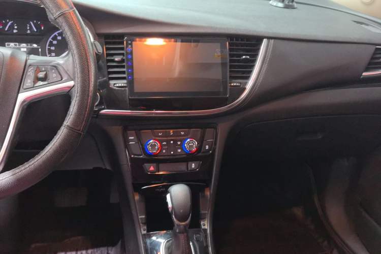 Used Buick Encore 2016 18T Automatic Two-Wheel Drive Urban Elite Model
