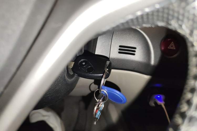 Used Honda Civic 2009 1.8L automatic luxury edition Vehicle Key