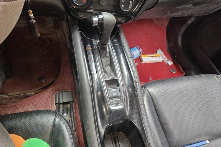 Used Honda Vezel 2019 1.5L CVT Pioneer Edition China VI Gear Lever