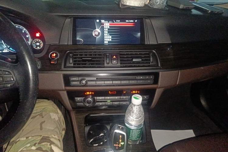 Used BMW 5 Series 2014 525Li Luxury Design Package
