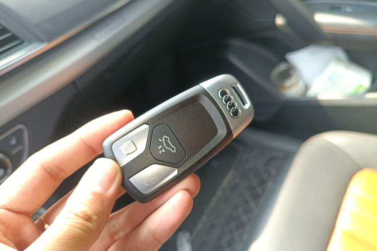 Used Audi Q5L 2020 Updated 40 TFSI Prestige Fashion Edition