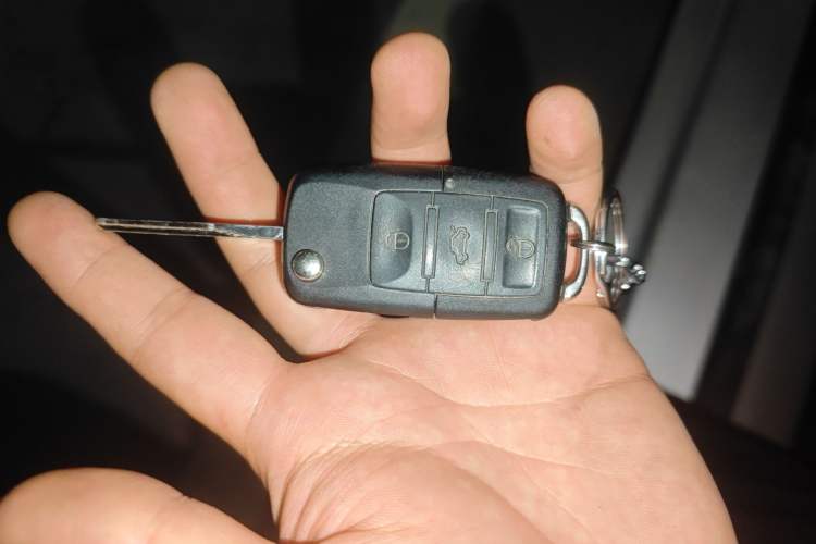 Used Volkswagen Bora 2011 1.6L Manual Comfort Version
