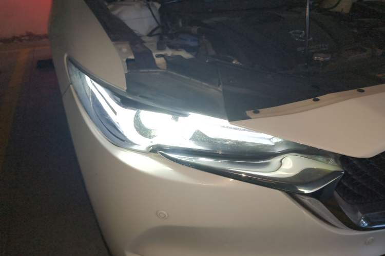 Used Mazda CX-5 2019 Cloud-Controlled Version 2.0L Automatic 2WD Smart Enjoyment Model China VI Standard Right Front Headlight