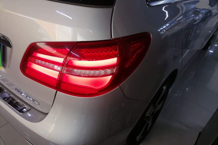 Used Mercedes-Benz B-Class 2018 B 200 Fashion Model