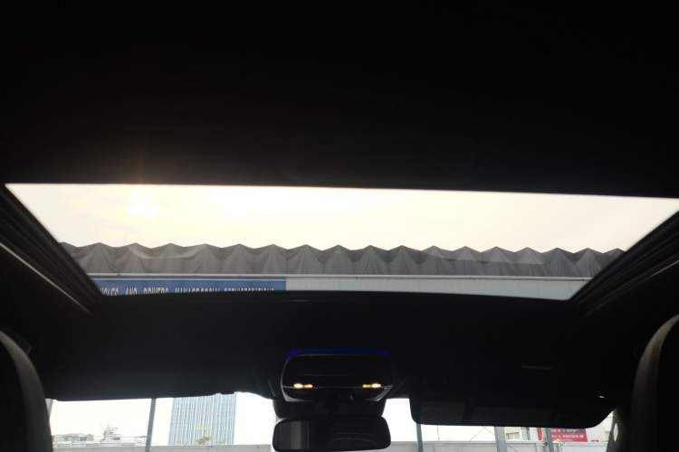 Used Mercedes-Benz C-Class 2024 C 200 L Sport Edition Headliner