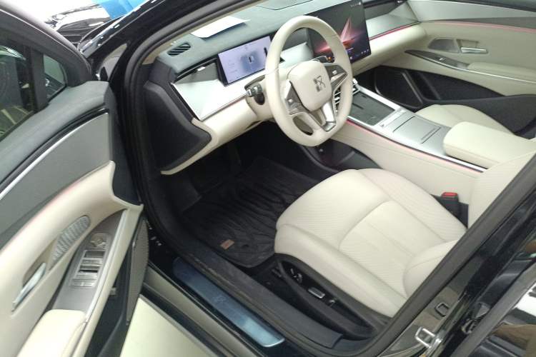 Used BYD Han L 2025 EV 701KM LiDAR Deluxe Edition Driver Seat