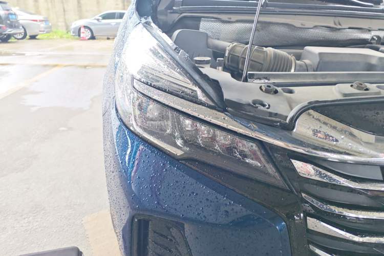 Used Buick GL8 2023 Land Executive Class Smart Enjoyment Model