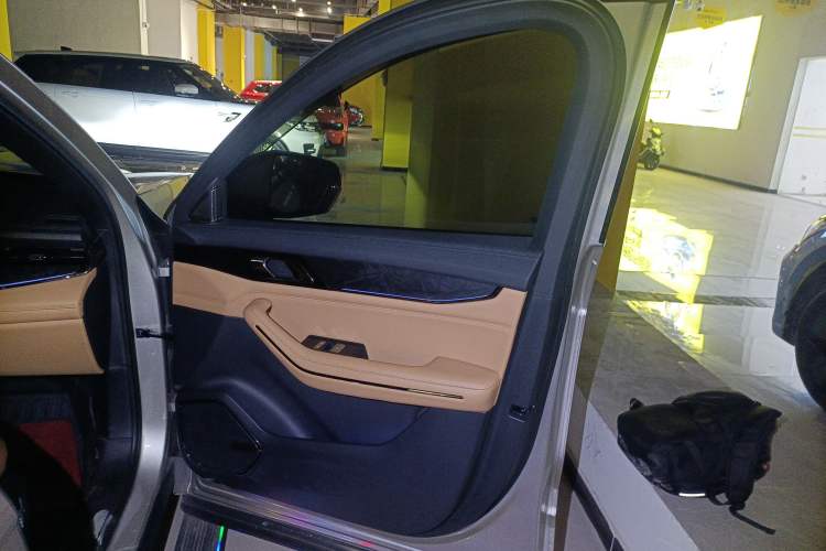 Used Lynk & Co 09 EM-P 2021 2.0T PHEV Ultra Six-Seater