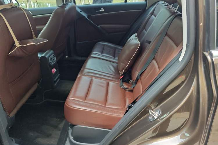 Used Volkswagen Tiguan 2015 1.8TSI Automatic Two-Wheel Drive Luxury Model
