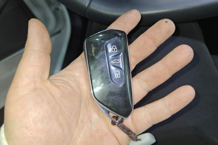 Used Volkswagen Golf 2023 Facelift 280TSI DSG Pro Vehicle Key